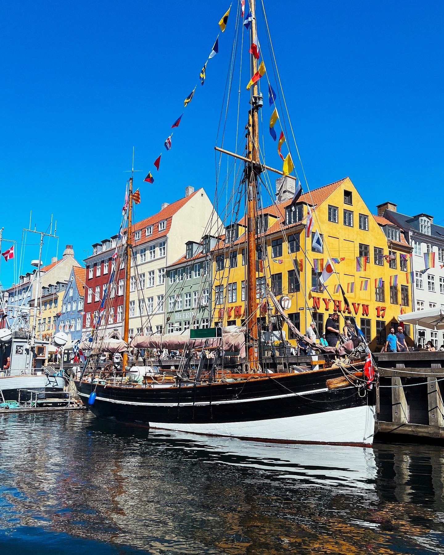 6E1C0D71-1F56-430A-87B3-1A3454096ACF