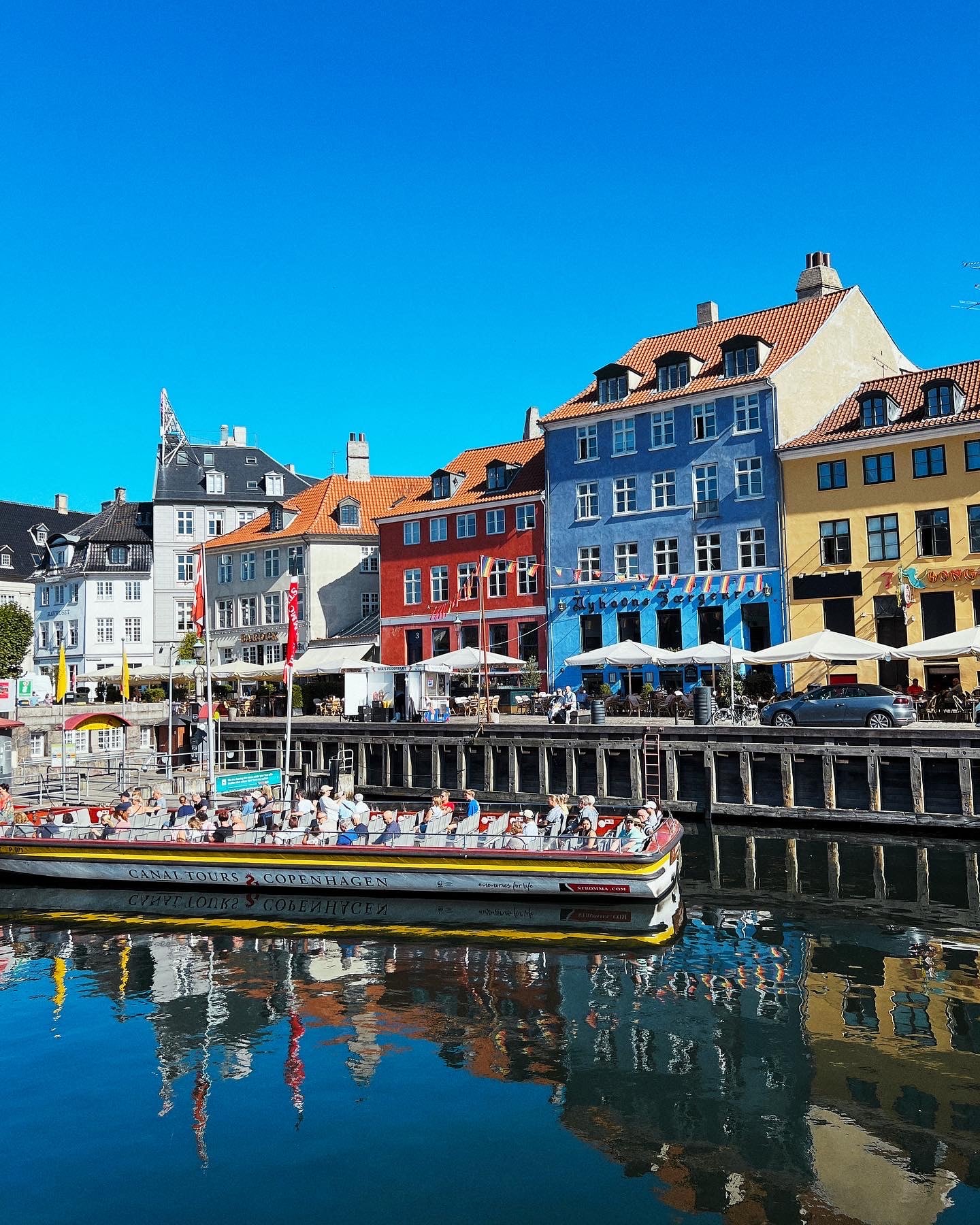 4C0B06B1-FF68-4DC7-BE64-66E95C9CEA11