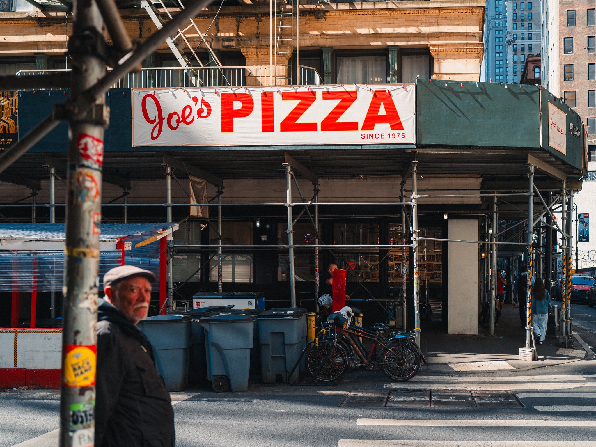 Joe’s Pizza