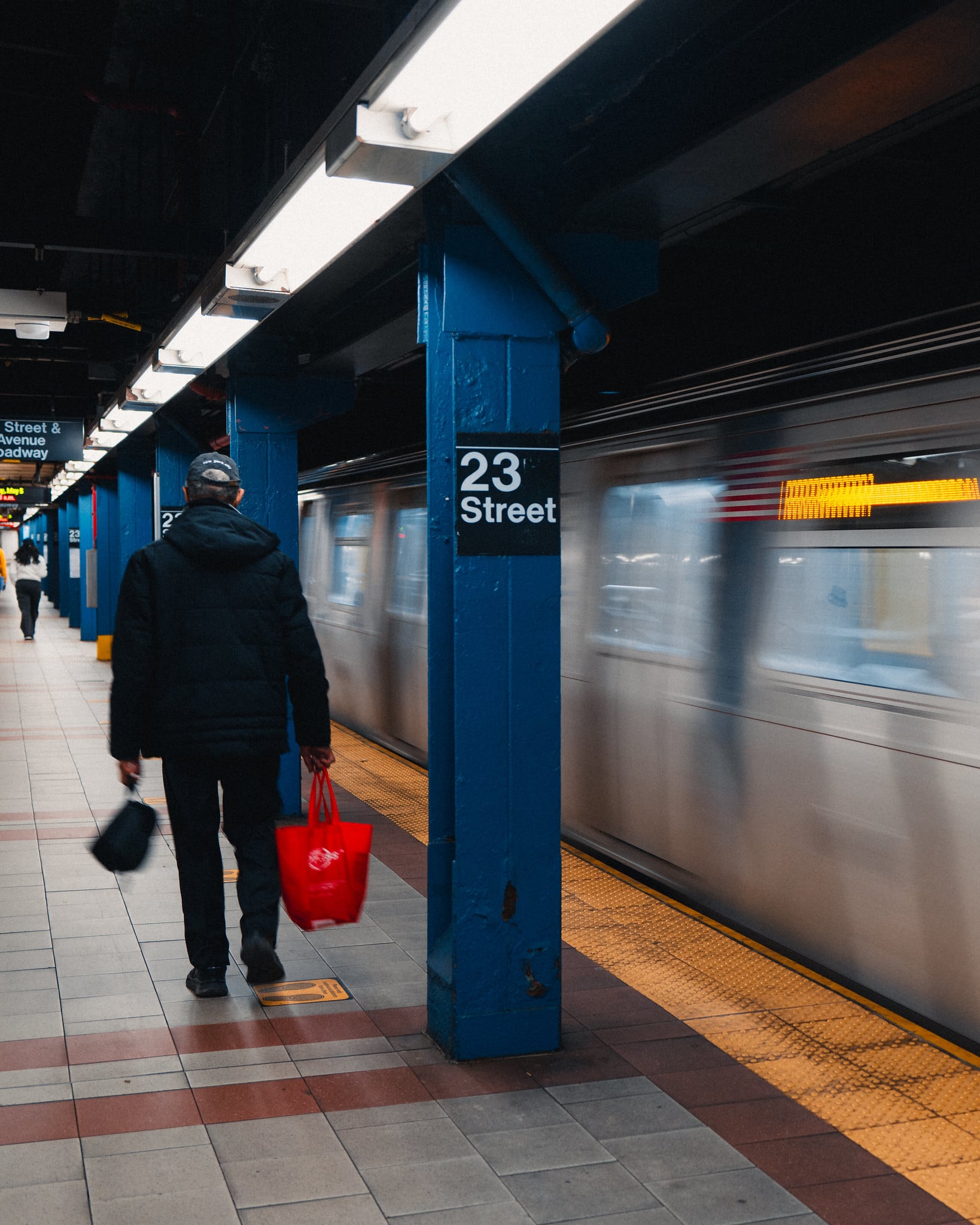 Subway Details V