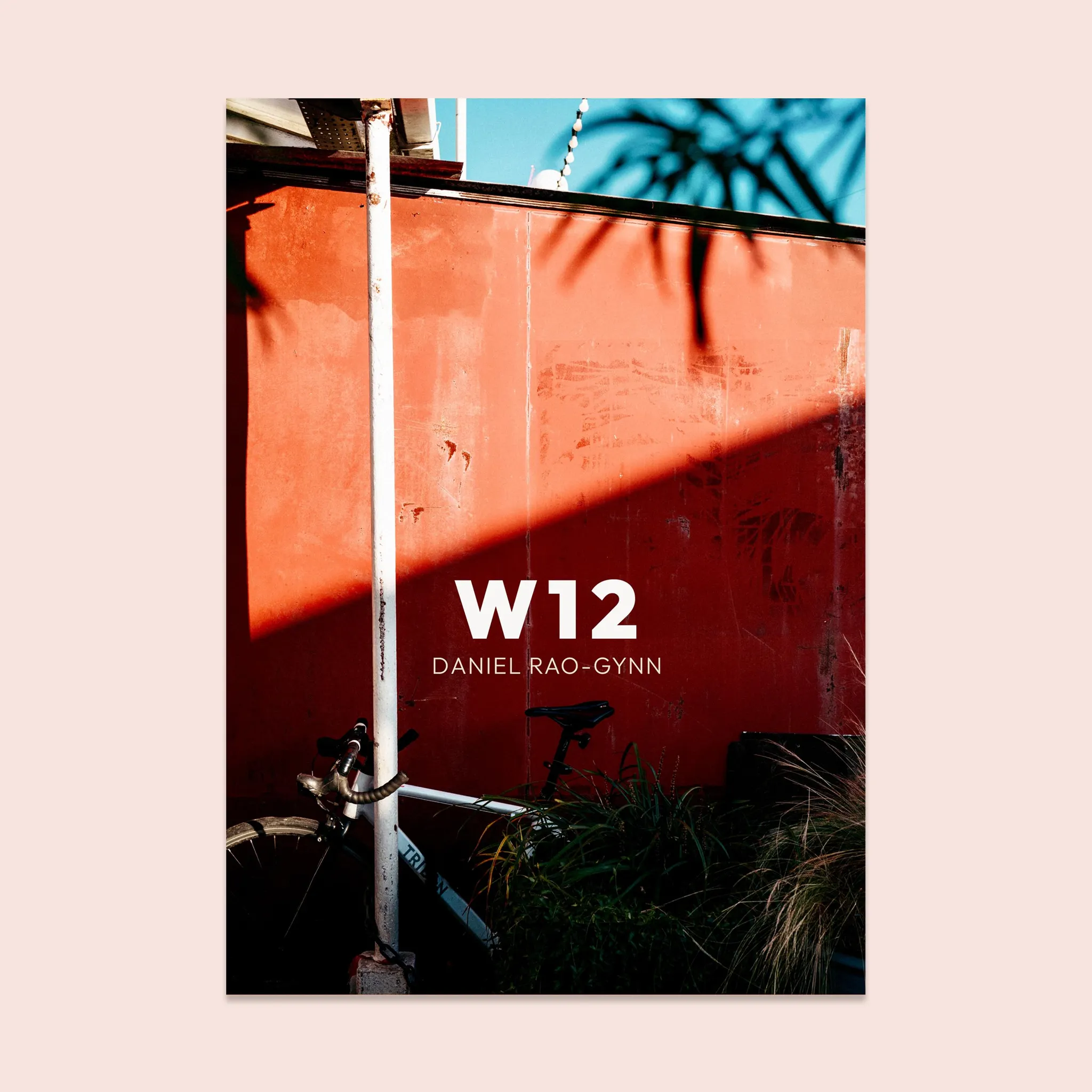 W12 — spread 1